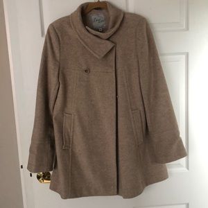 Lovely tan Pea coat with stylish neck detail.
